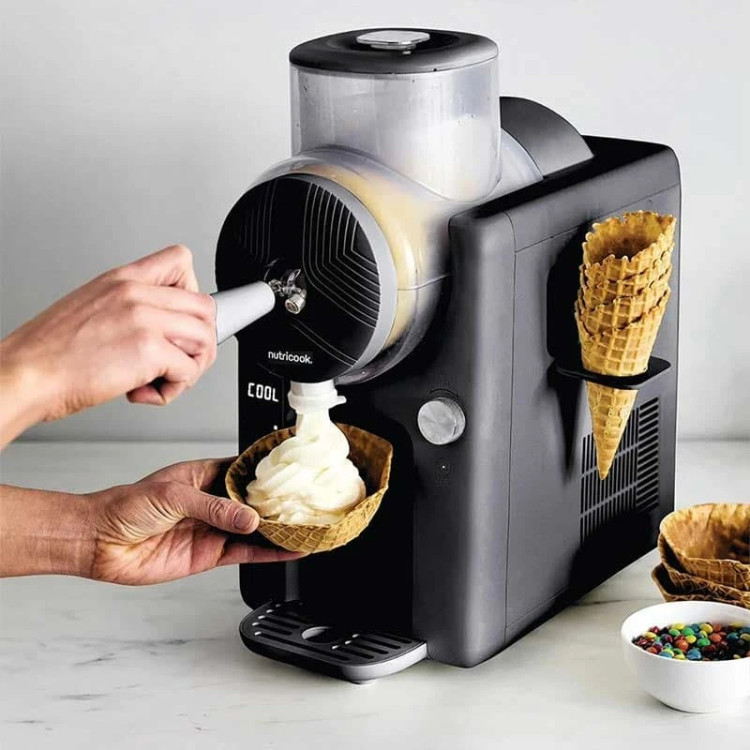 بستنی ساز برند نوتریکوک مدل FRS330